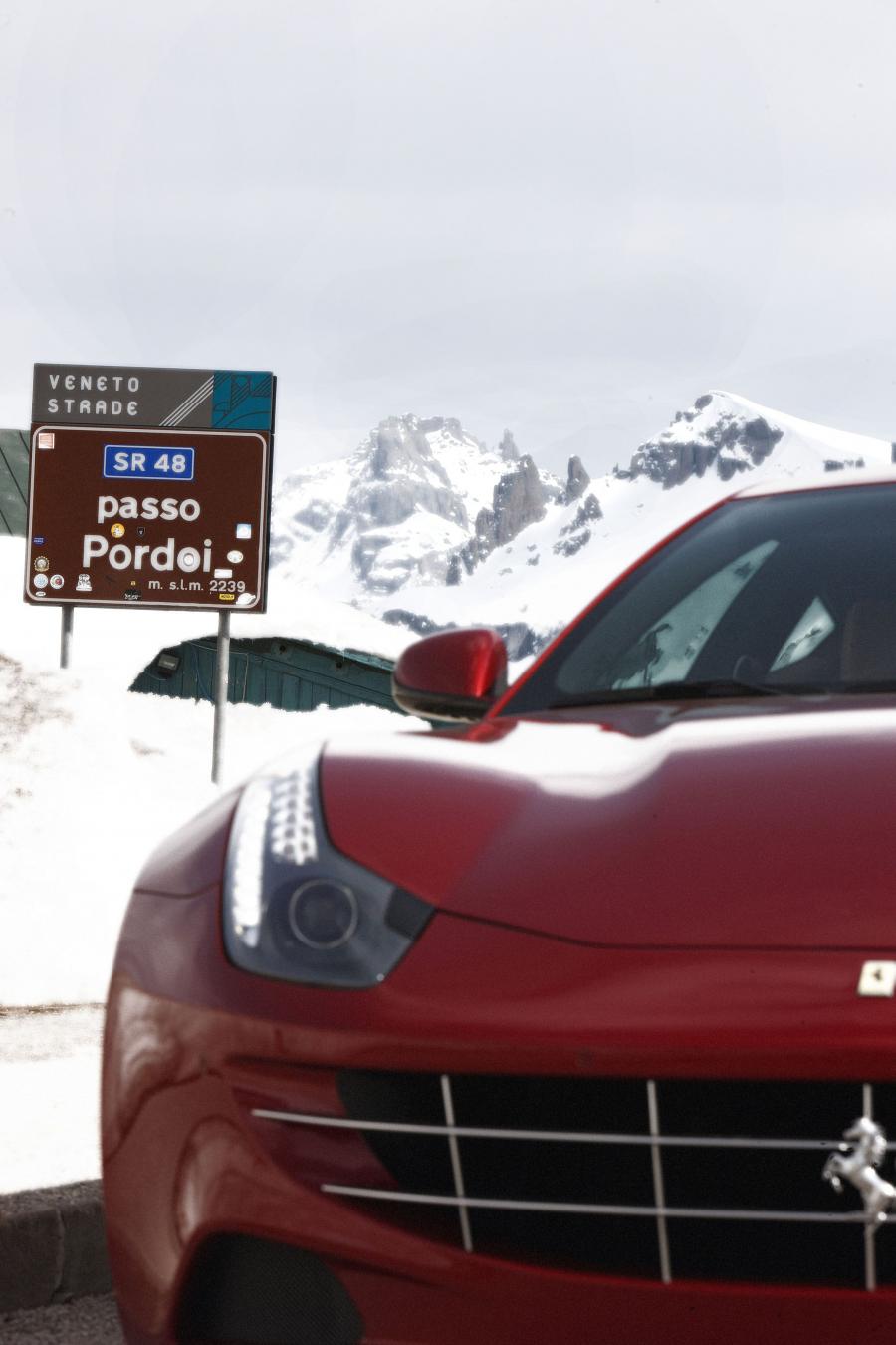  Ferrari FF 2011 года  (фото 60 из 195)